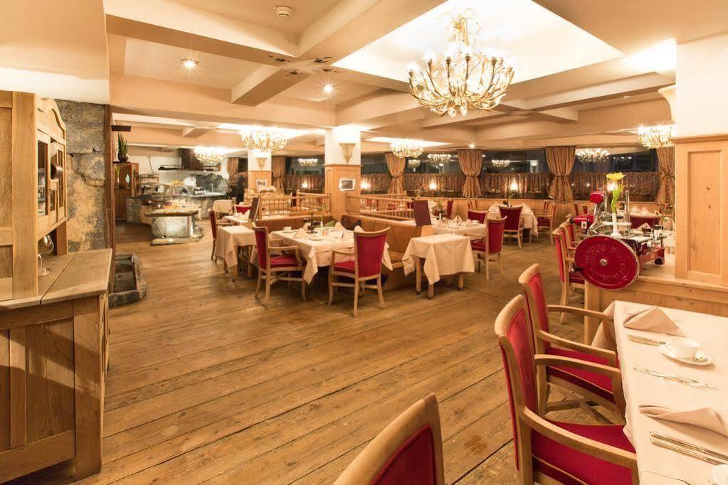 Hotel Raffl's St. Antoner Hof St. Anton am Arlberg Exterior foto